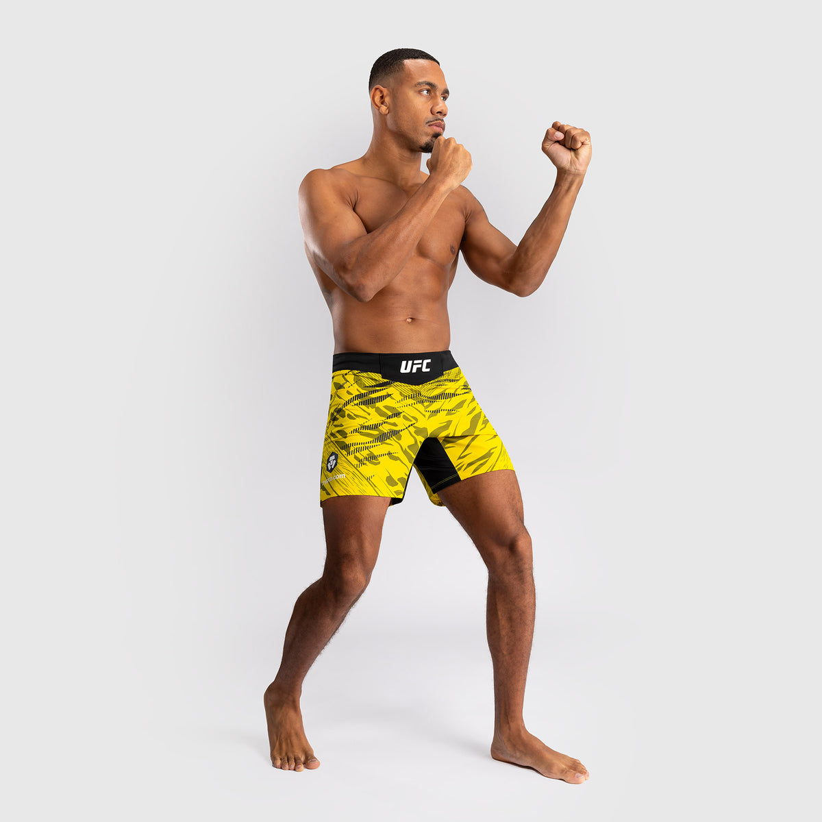 Shorts de Combat pour Hommes UFC Fusion by Venum Personnalisé Authentic Fight Night - Coupe Courte - Jaune - product-type_Shorts de MMA