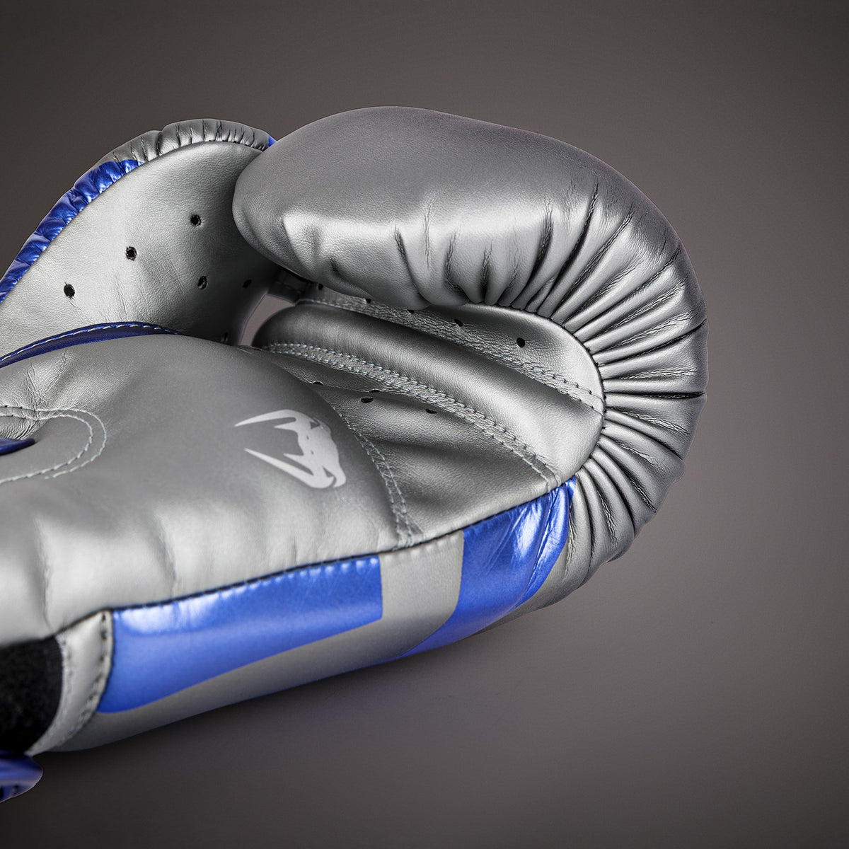 Gants de Boxe Venum Elite - Edition Spéciale - Gris - product-type_Gants de boxe