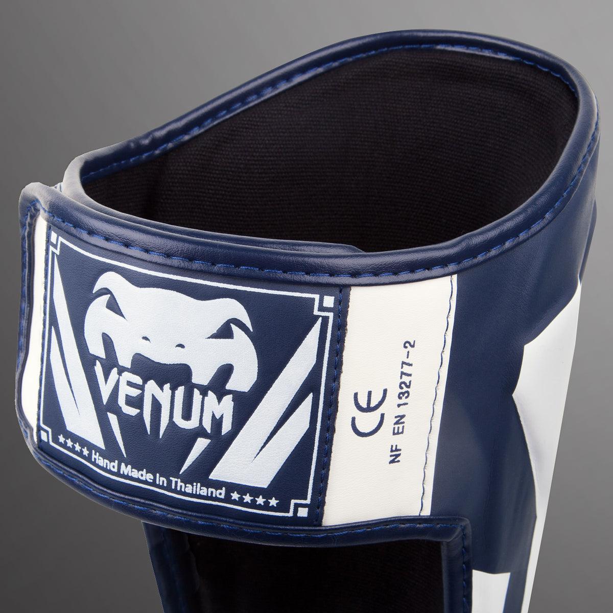 Protège-tibias Venum Elite - Bleu Marine/Blanc - product-type_Protège-tibias