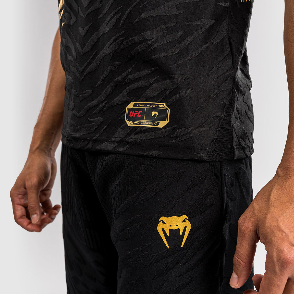 T-shirt Dry-Tech UFC Fusion by Venum Personnalisé Authentic Fight Night - Champion - product-type_T-Shirts Dry Tech