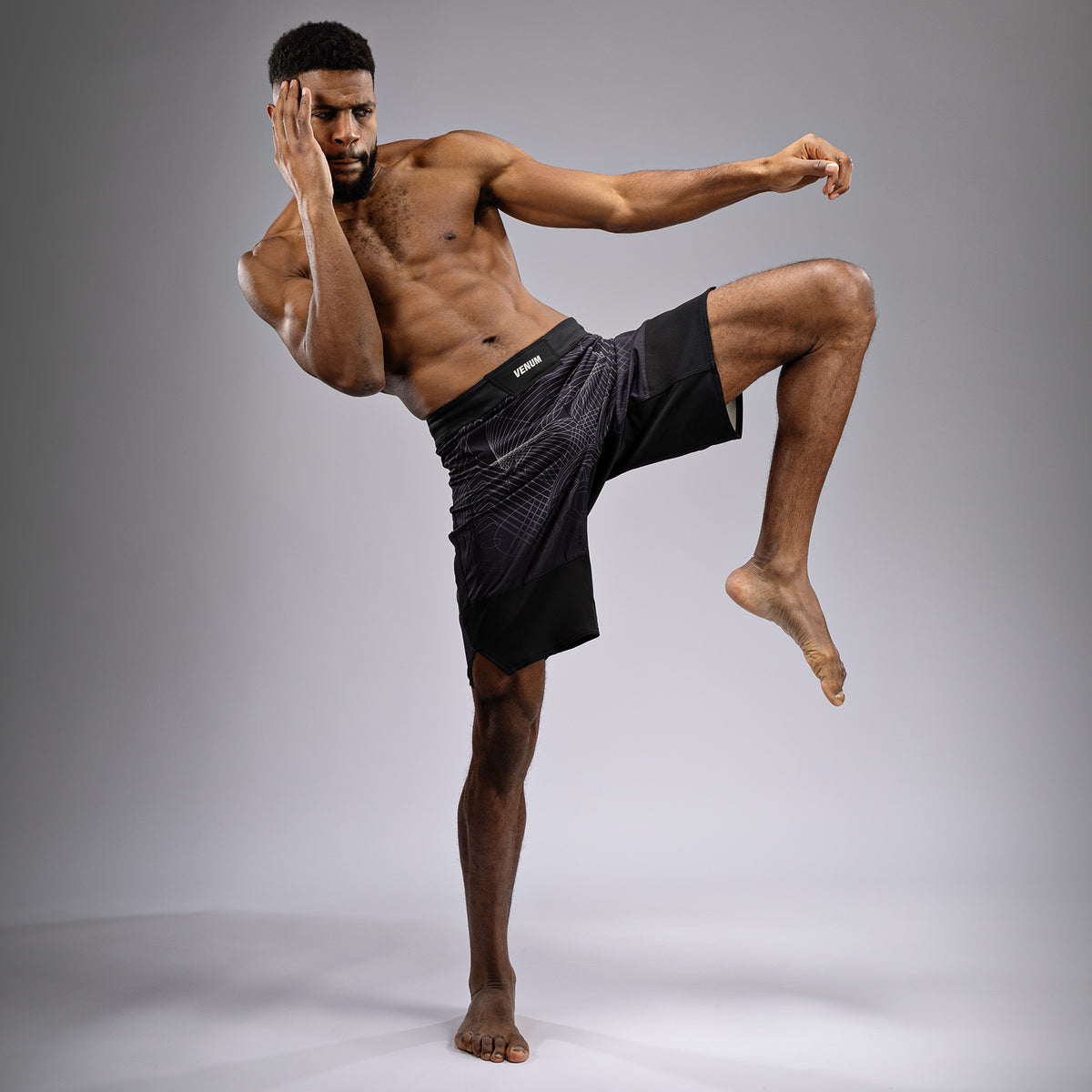 Short de Combat Venum G-Fit Air pour Hommes - Noir Intense/Sable Désert - product-type_Shorts de MMA