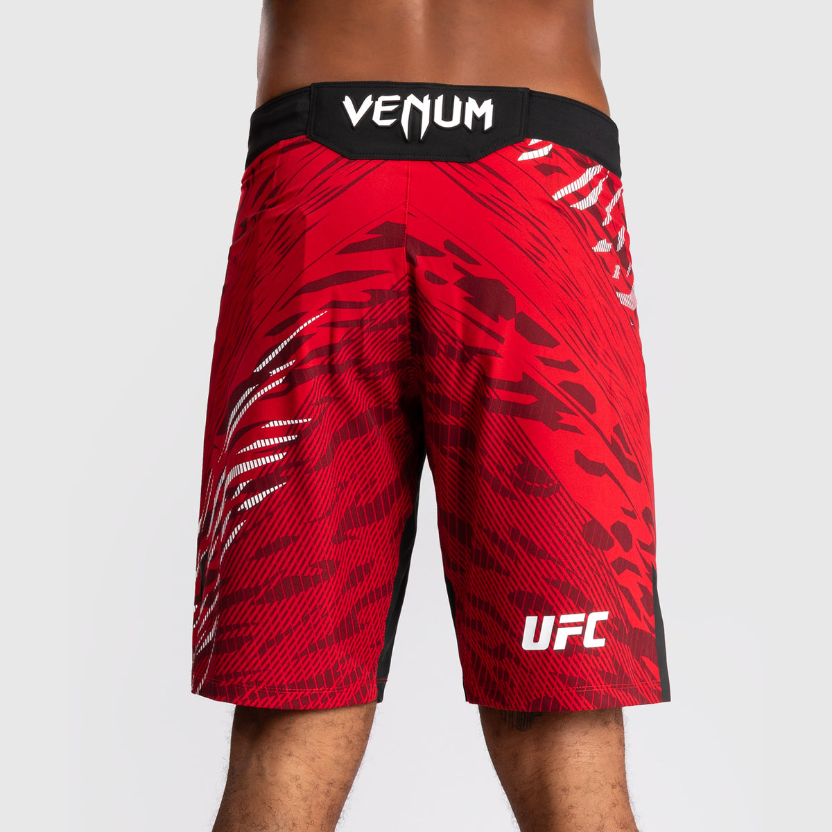 Shorts de Combat pour Hommes UFC Fusion by Venum Personnalisé Authentic Fight Night - Coupe Longue - Rouge - product-type_Shorts de MMA