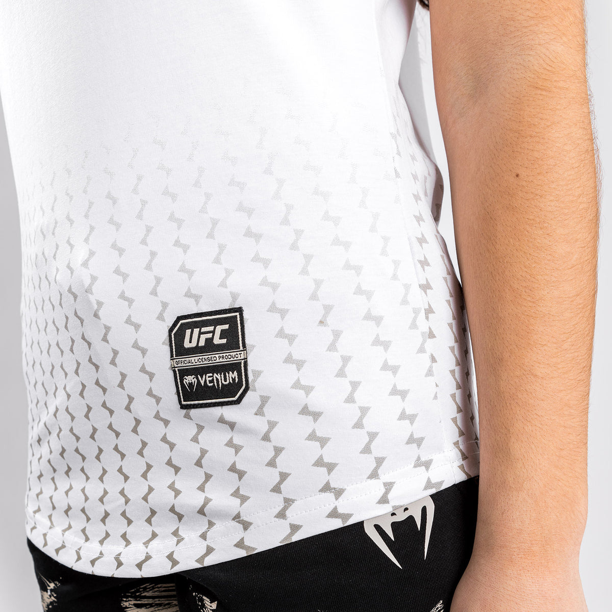 T-Shirt UFC Venum Authentic Fight Week 2.0 - Pour Femmes - Blanc - product-type_T-Shirts