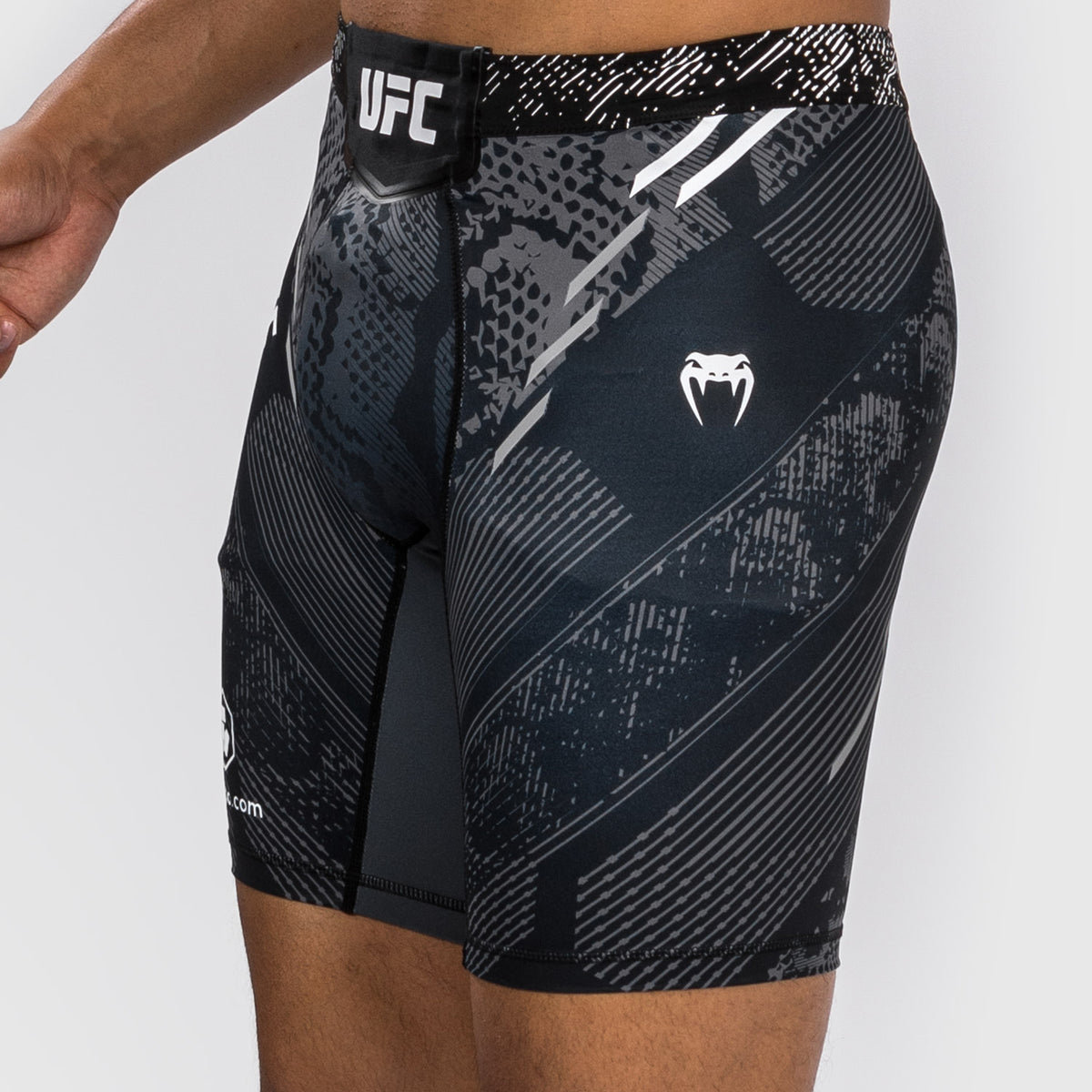 Short de compression pour Hommes UFC Adrenaline by Venum Authentic Fight Night - Noir - product-type_Shorts de compression