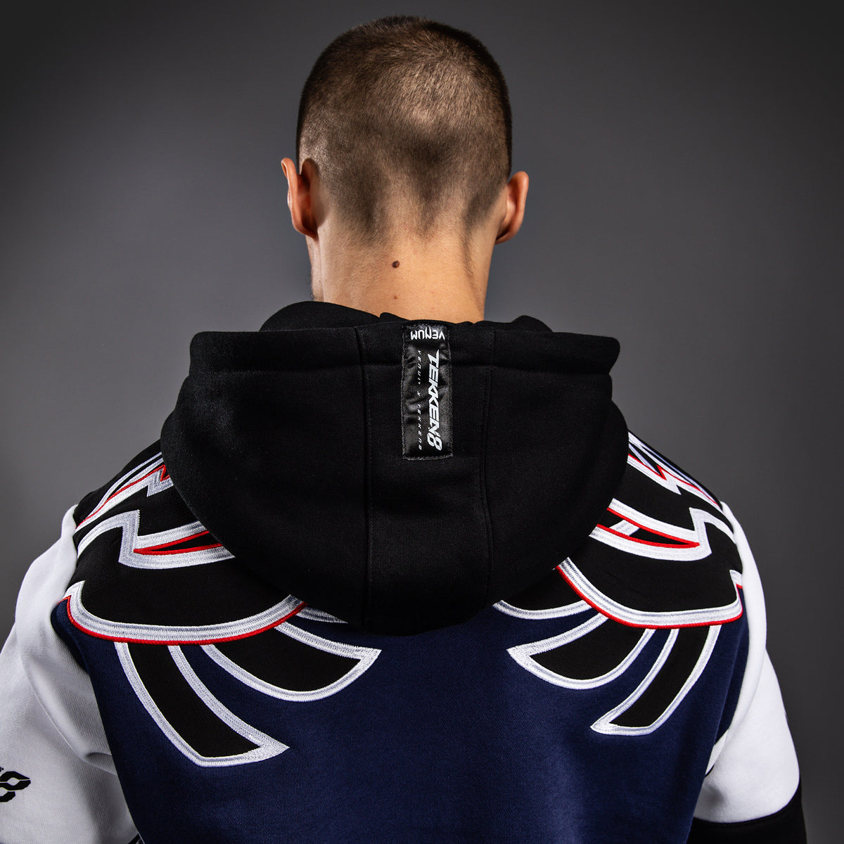 Sweatshirt à capuche Venum x TEKKEN 8 - Jin Kazama - Bleu/Noir/Blanc - product-type_Sweatshirts