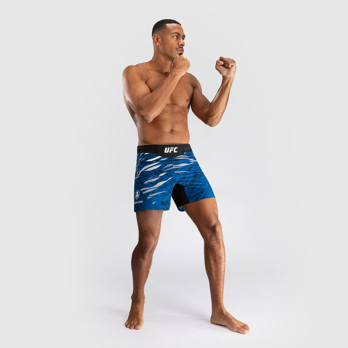 Shorts de Combat pour Hommes UFC Fusion by Venum Personnalisé Authentic Fight Night - Coupe Courte - Bleu - product-type_Shorts de MMA
