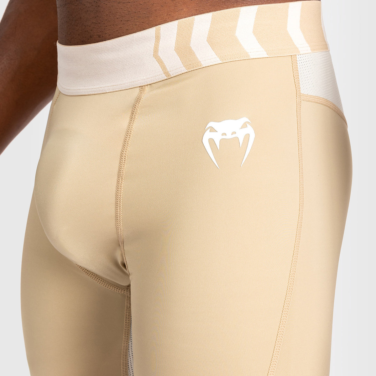 Short de compression pour Hommes Venum Tempest - Beige/Sable - product-type_Shorts de compression