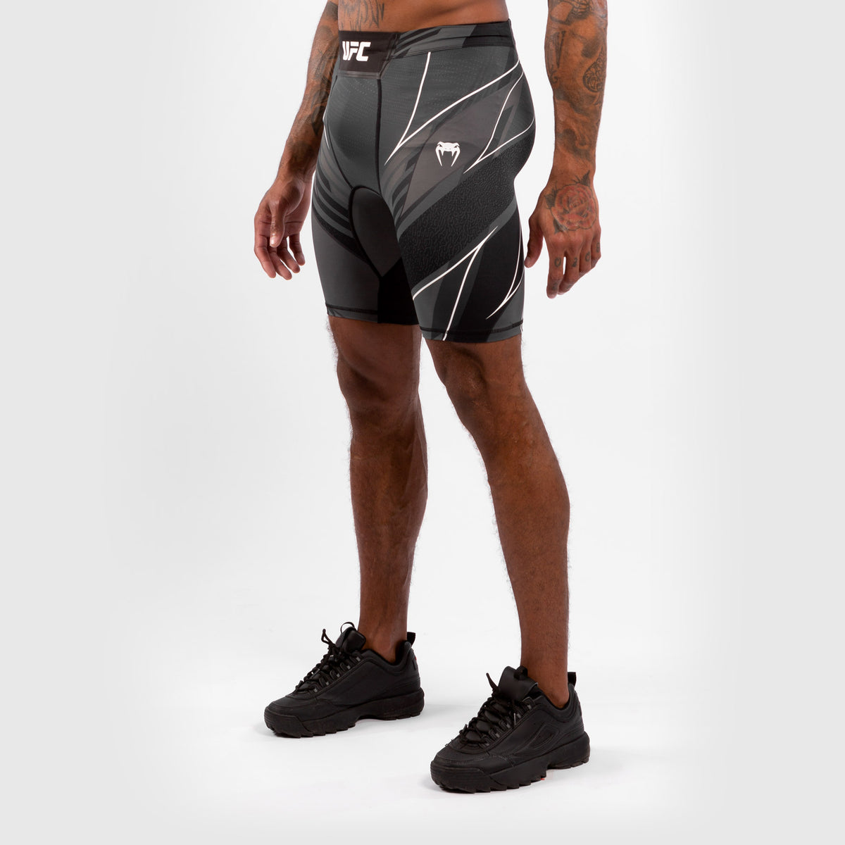 Short de Vale tudo Homme UFC Venum Authentic Fight Night - Coupe Longue - Noir - product-type_Shorts de compression