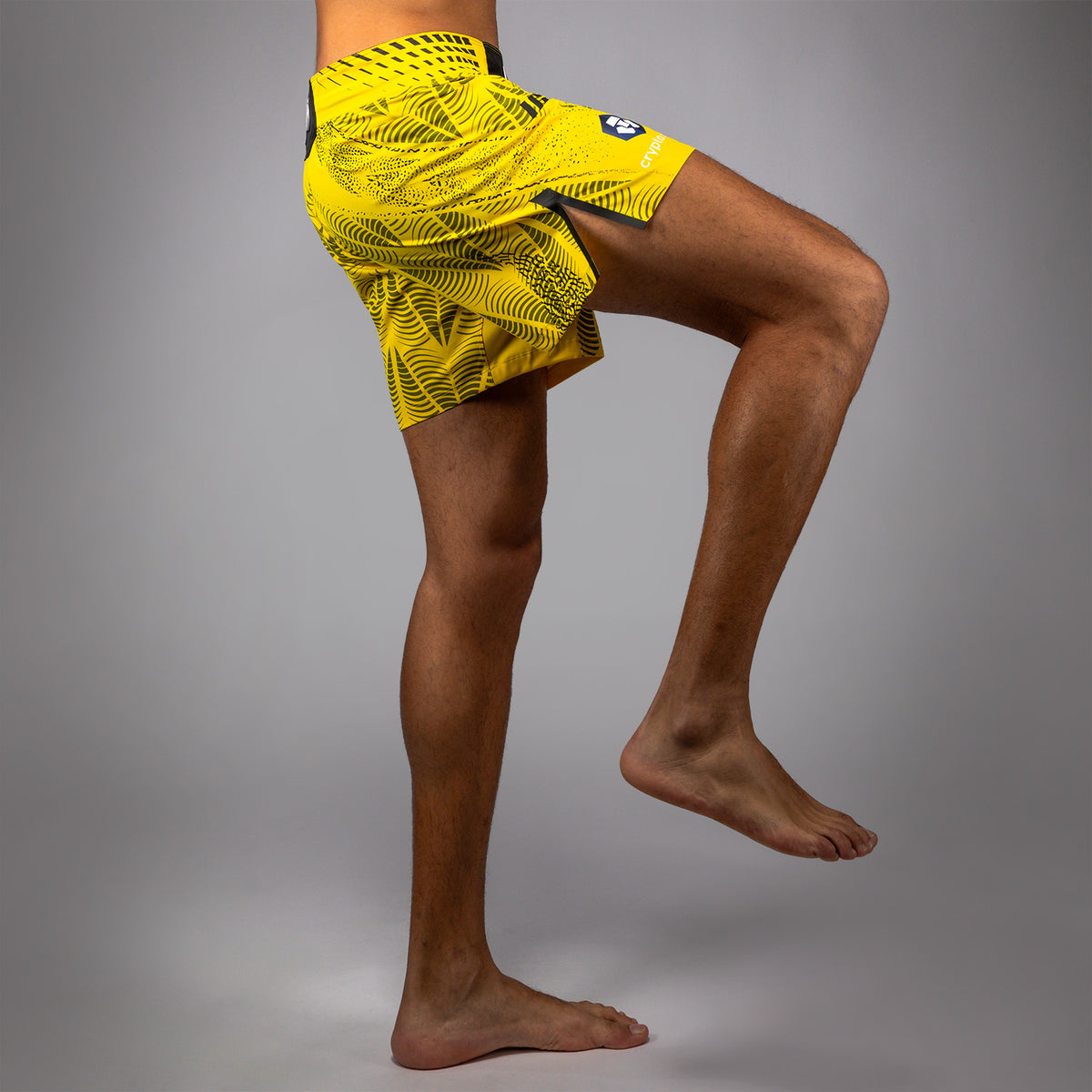 Short de combat coupe courte Homme Personnalisé UFC Zenith by Venum Authentic Fight Night - Jaune - product-type_Shorts de MMA
