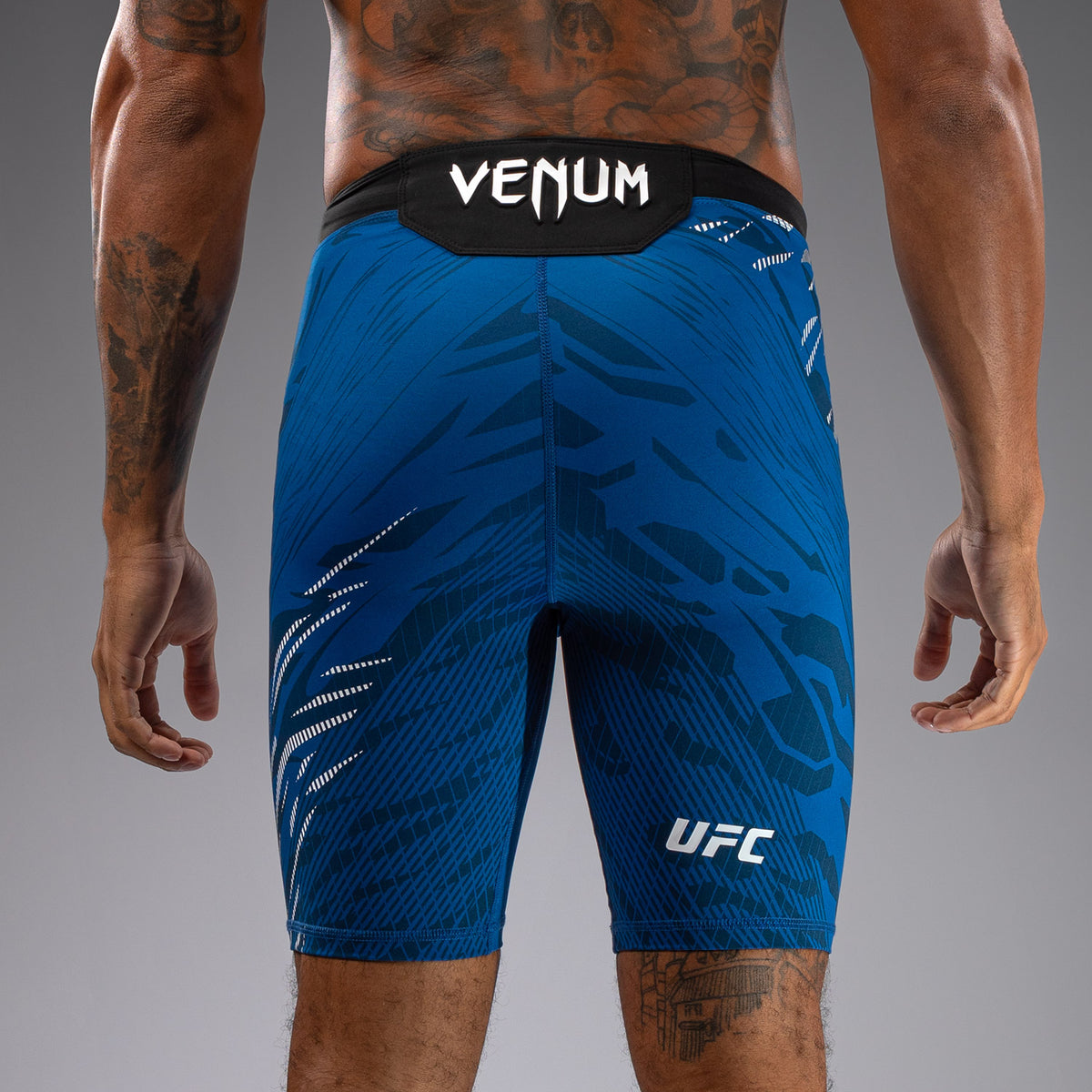 Short de compression pour Hommes UFC Fusion by Venum Authentic Fight Night - Bleu - product-type_Shorts de compression