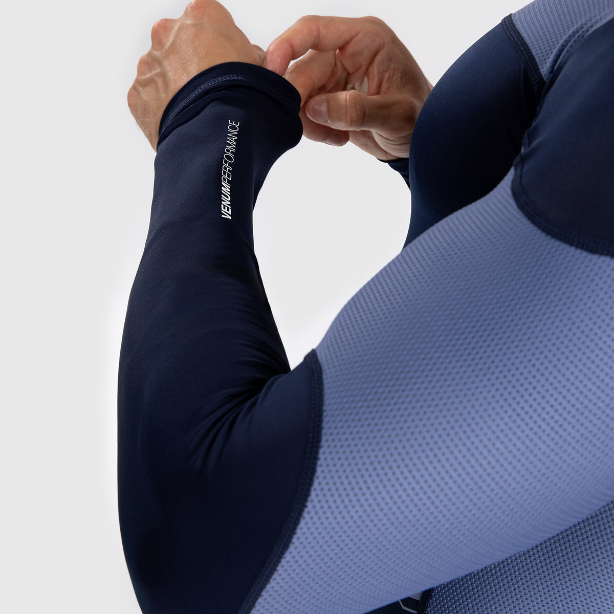 Rashguard À Manches Longues pour Hommes Venum Tempest - Bleu Marine/Bleu - product-type_T-Shirts de Compression