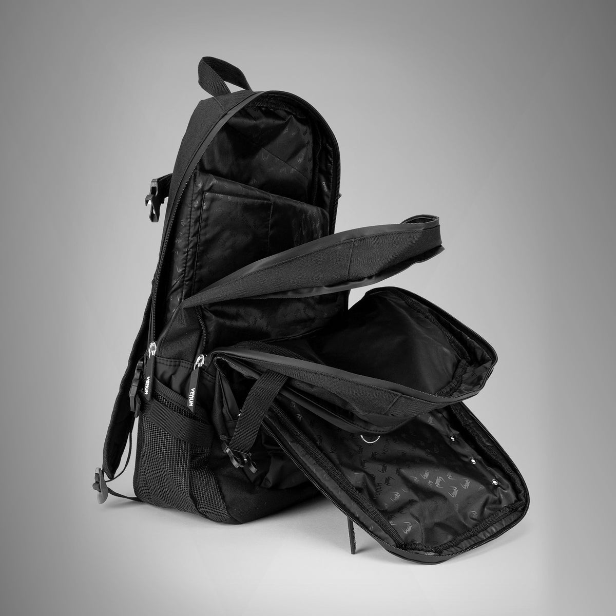 Sac à Dos Venum Challenger Pro Evo (20-25L) – Noir/Blanc - product-type_Sacs de sport