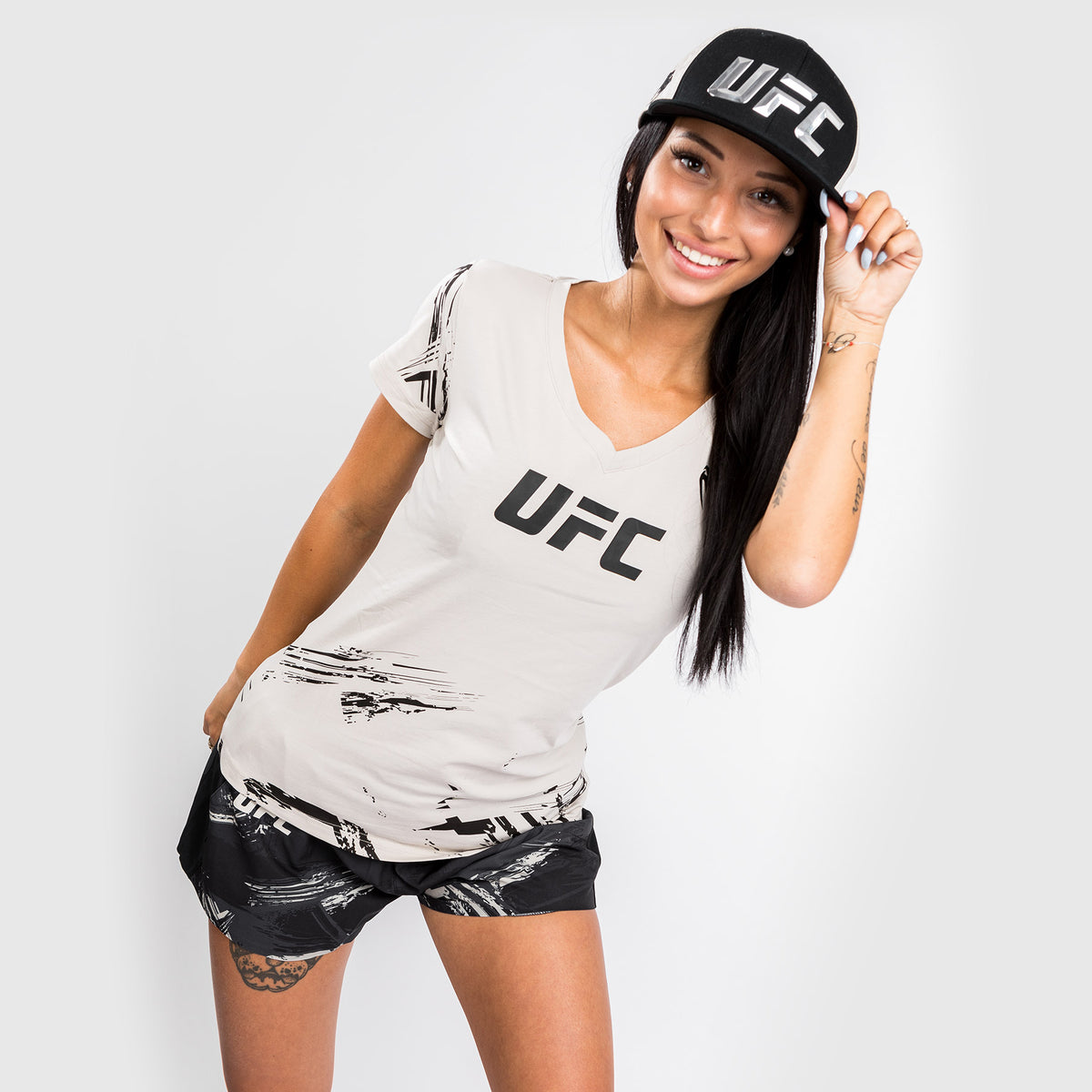 T-Shirt UFC Venum Authentic Fight Week 2.0 - Pour Femmes - Sable - product-type_T-Shirts