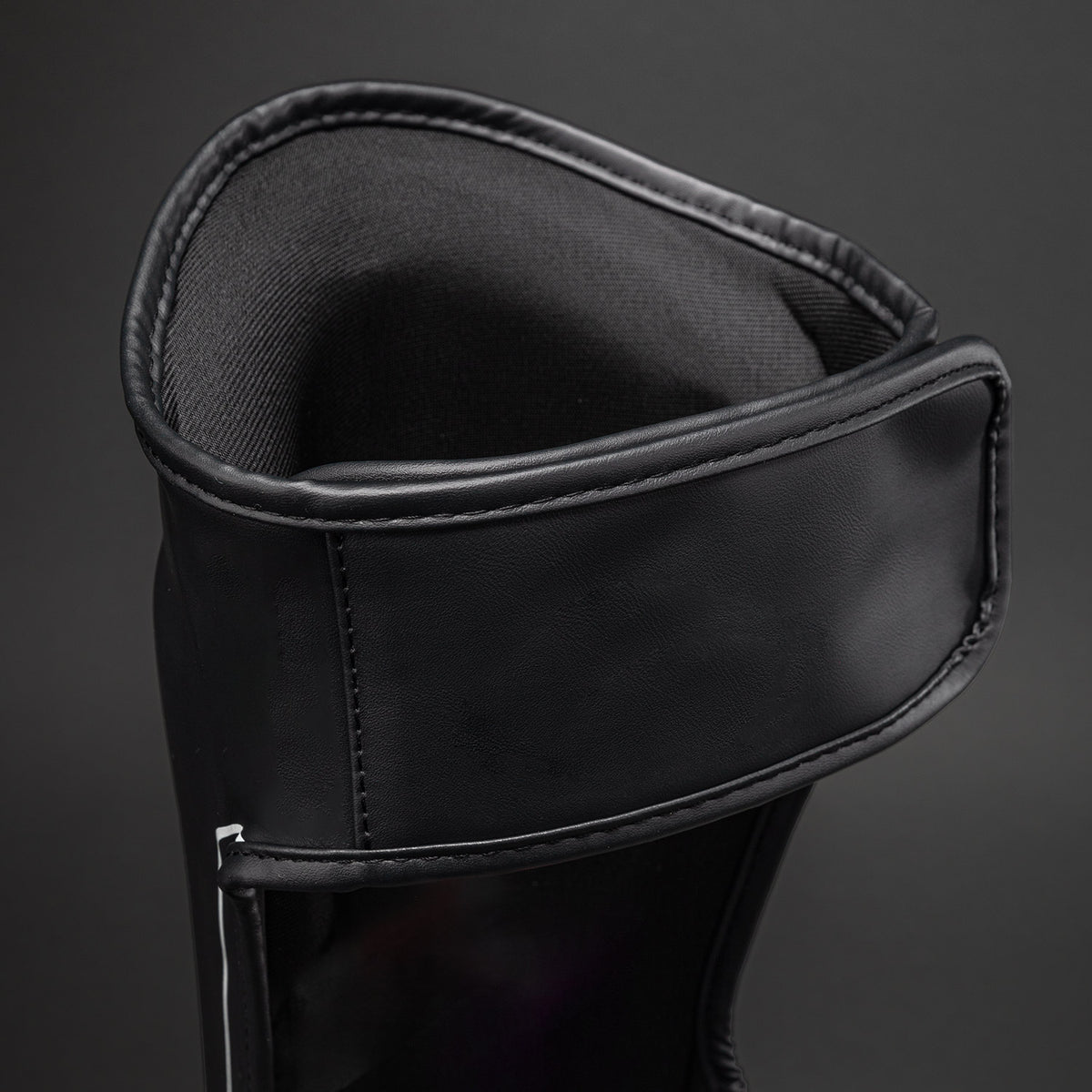Protège-tibias Venum Stealth – Noir/Blanc - product-type_Protège-tibias