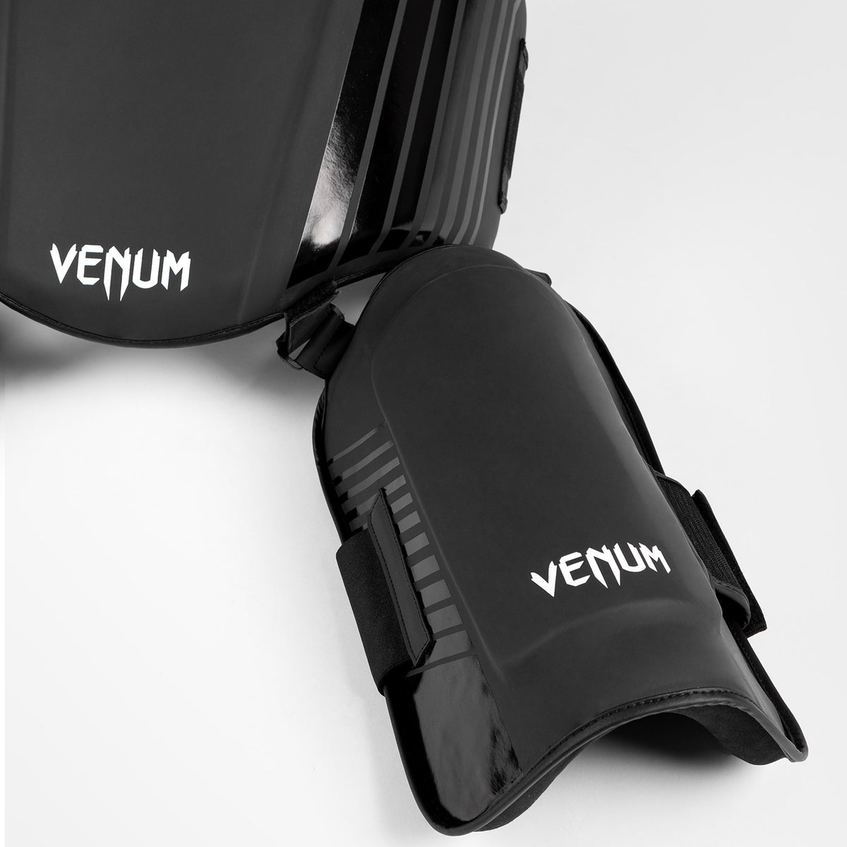 Venum Challenger Protecteur Ventre et Jambes - Noir/Blanc - product-type_Ceintures abdominales