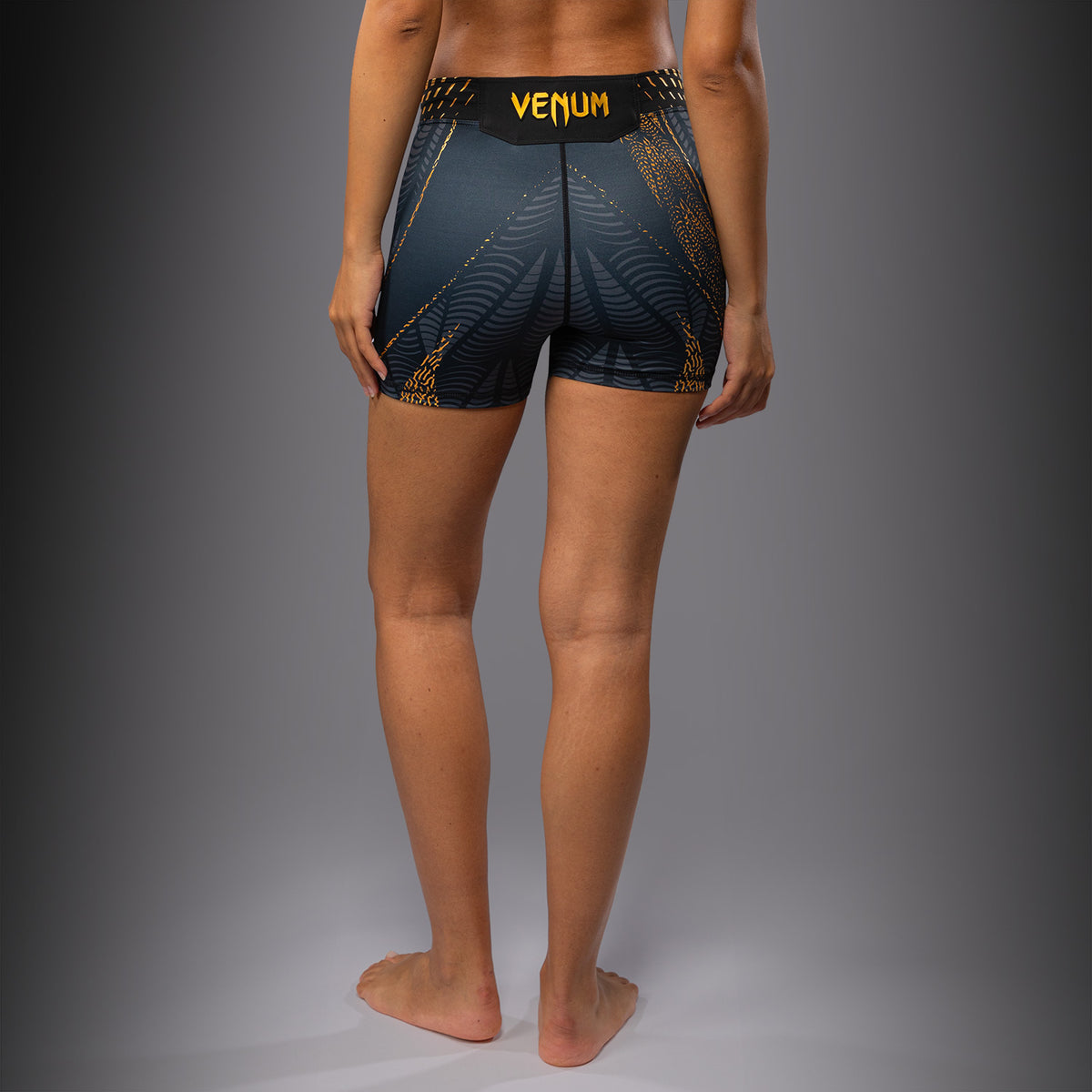 Short de compression coupe courte Femme UFC Zenith by Venum Authentic Fight Night - Champion - product-type_Shorts de compression