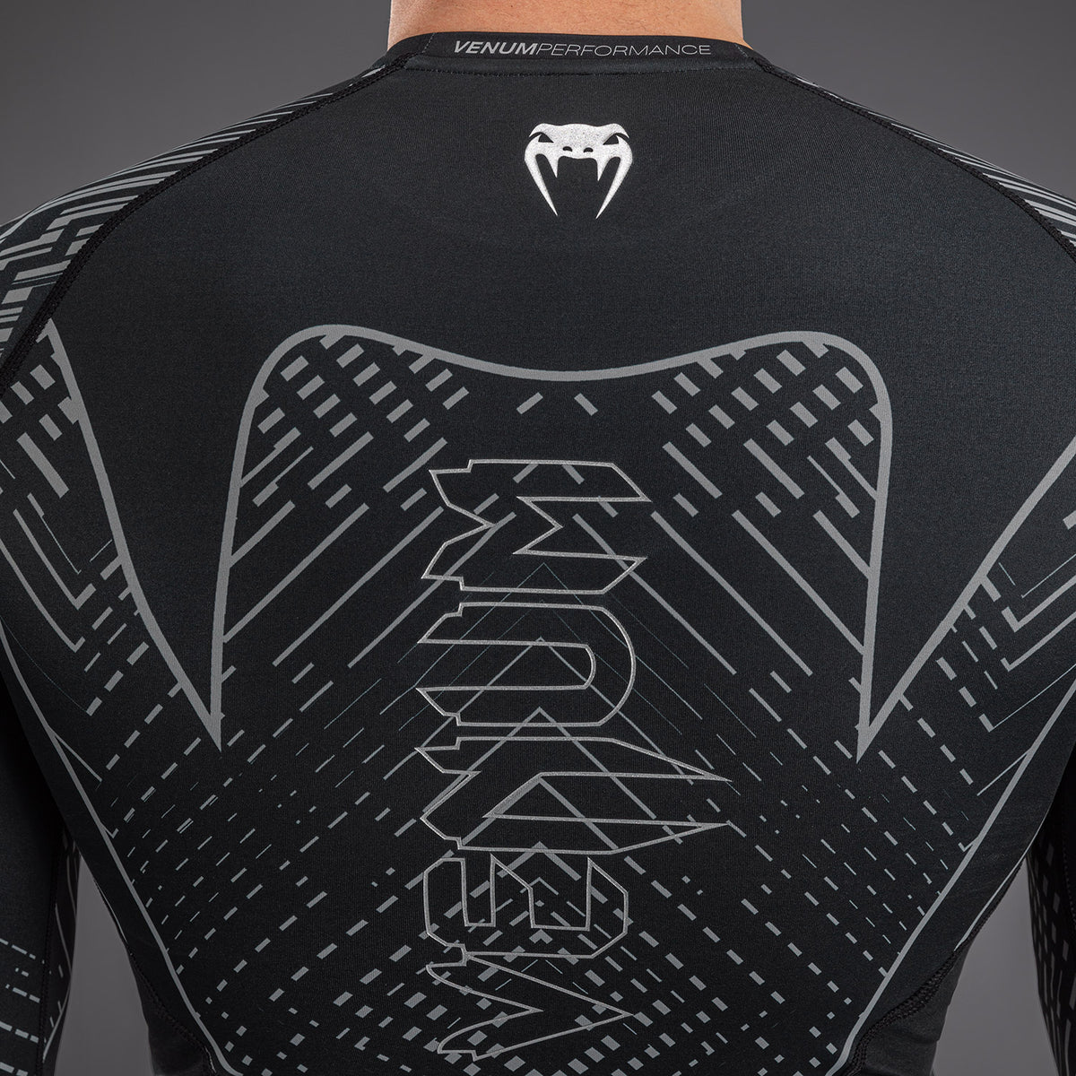 Rashguard à Manches Longues Venum Midnight Fury – Noir/Gris/Argent - product-type_T-Shirts de Compression
