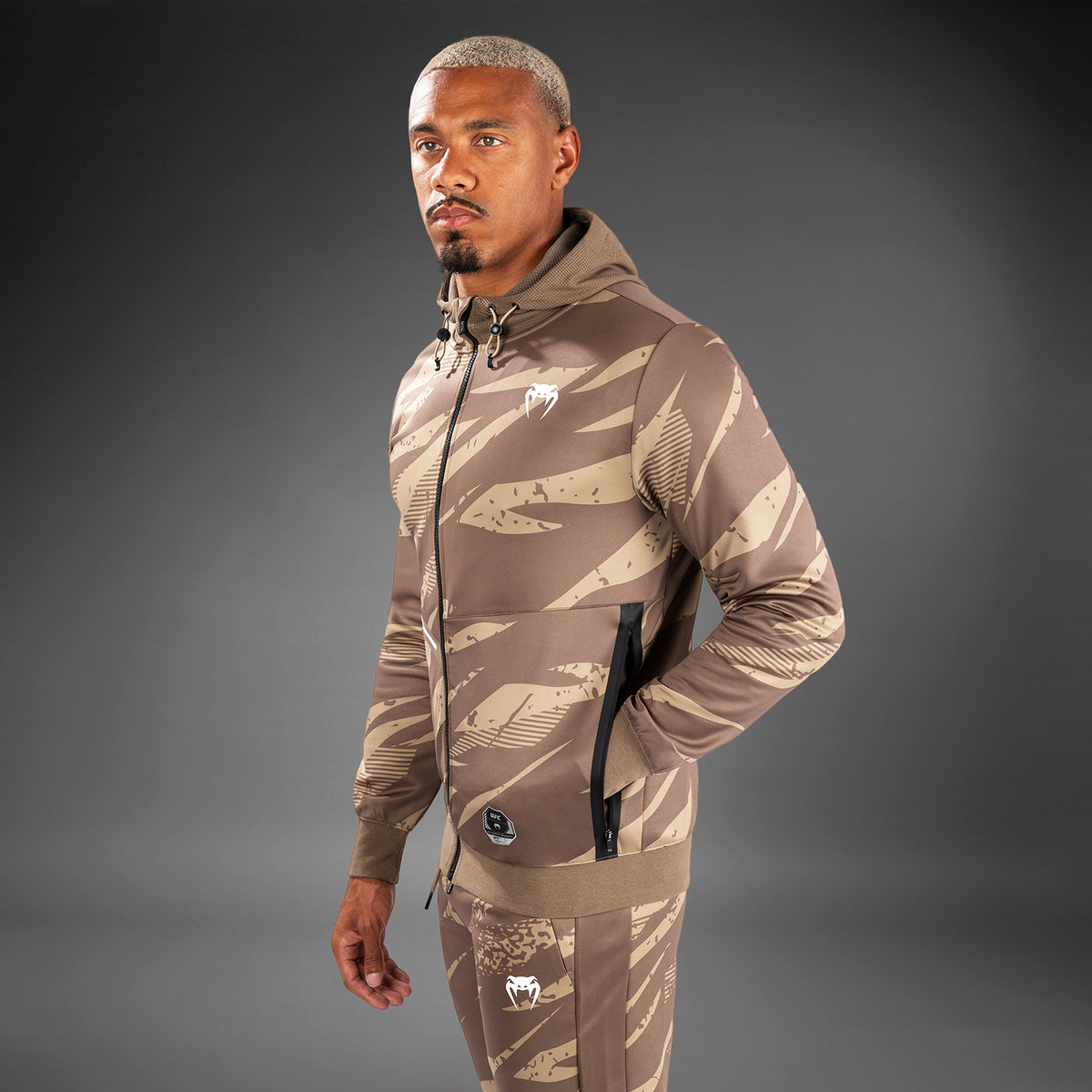 Veste À Capuche Zippé pour Hommes UFC Adrenaline by Venum Fight Week - Desert Camo - product-type_Vestes