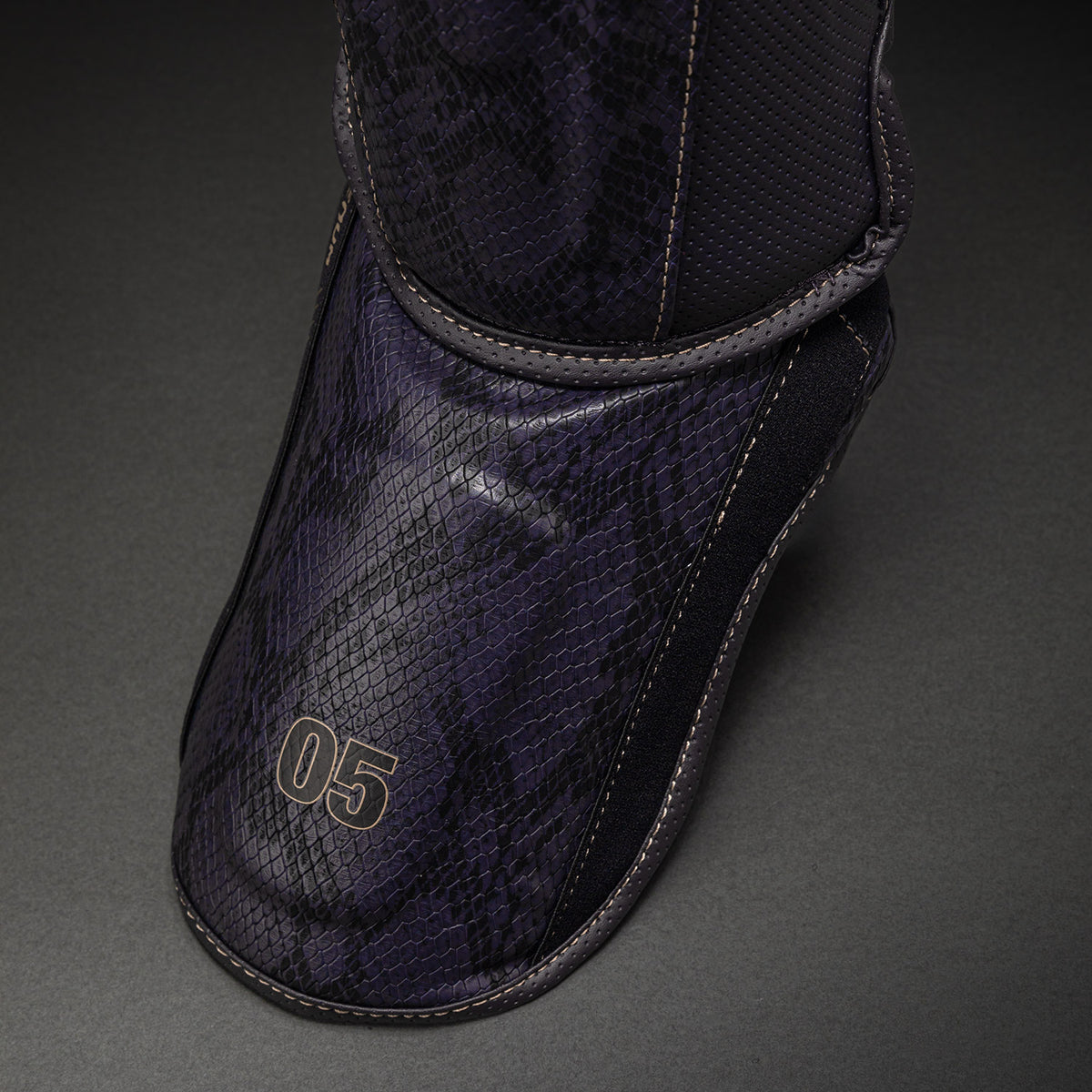 Protège-tibias Venum Impact Evo Scales – Violet Foncé - product-type_Protège-tibias