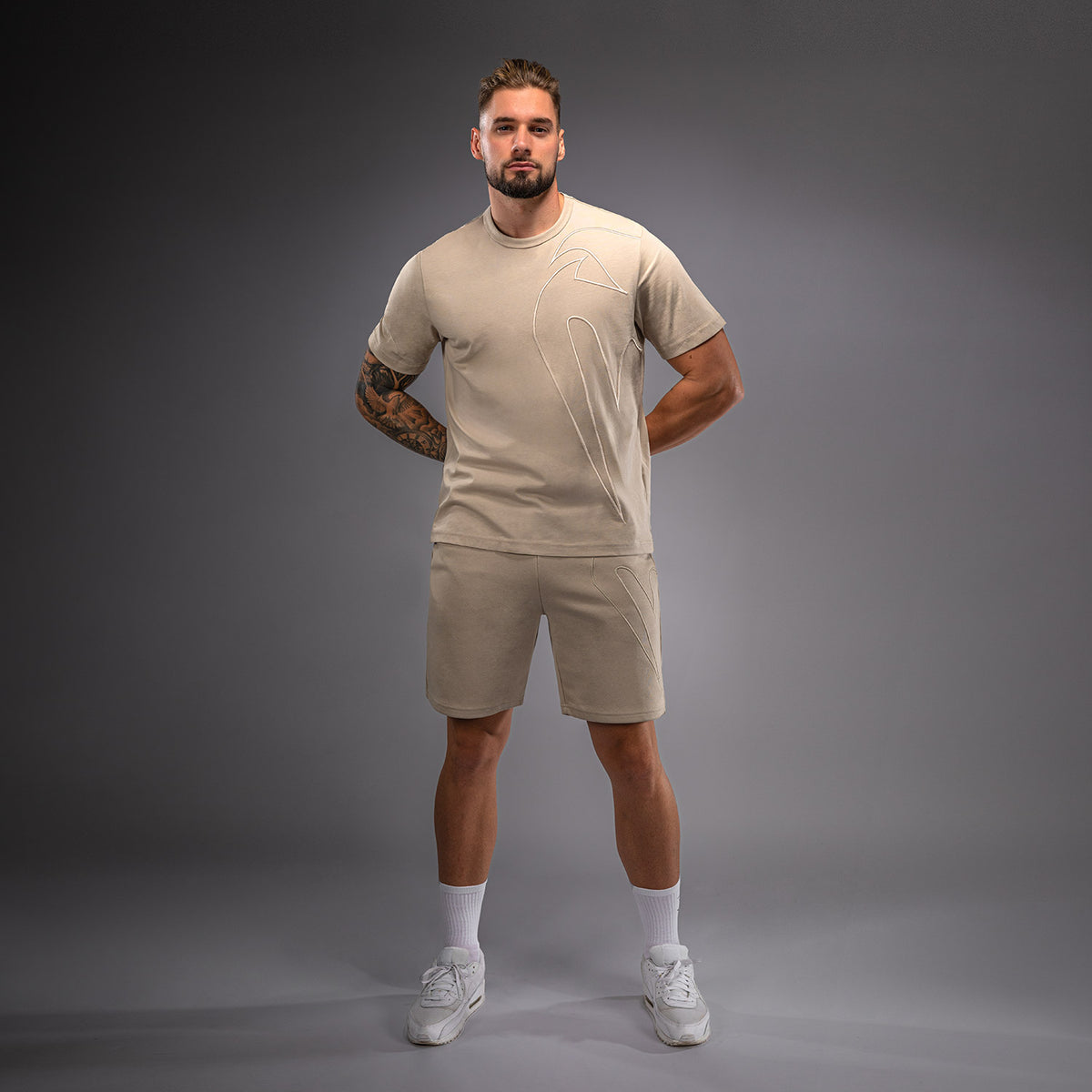 T-shirt Venum Giant 3D – Beige - product-type_T-Shirts