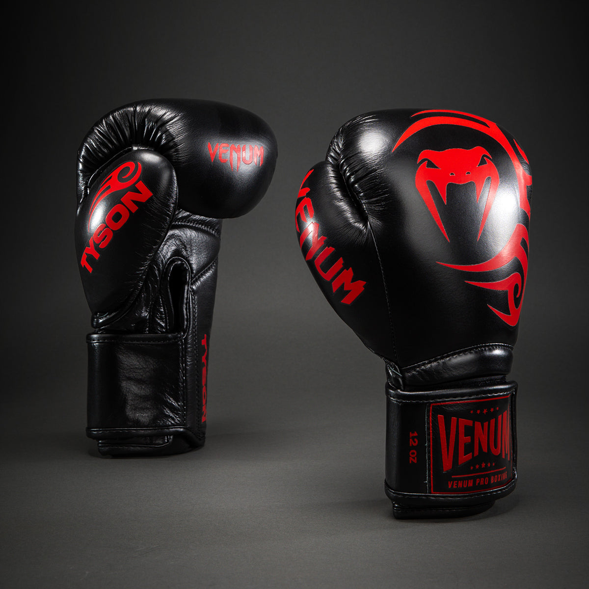 Gants de boxe Venum Giant 2.0 Mike Tyson Pro – Noir/Rouge - Sac inclus