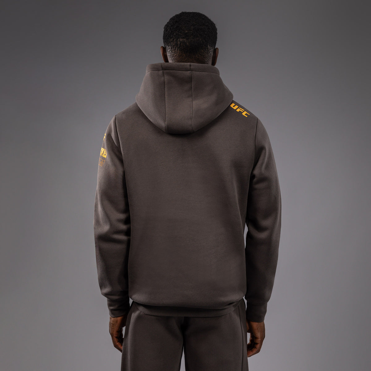 Sweatshirt à Capuche pour Hommes UFC Fusion by Venum Fight Week - Marron Terrestre - product-type_Sweatshirts
