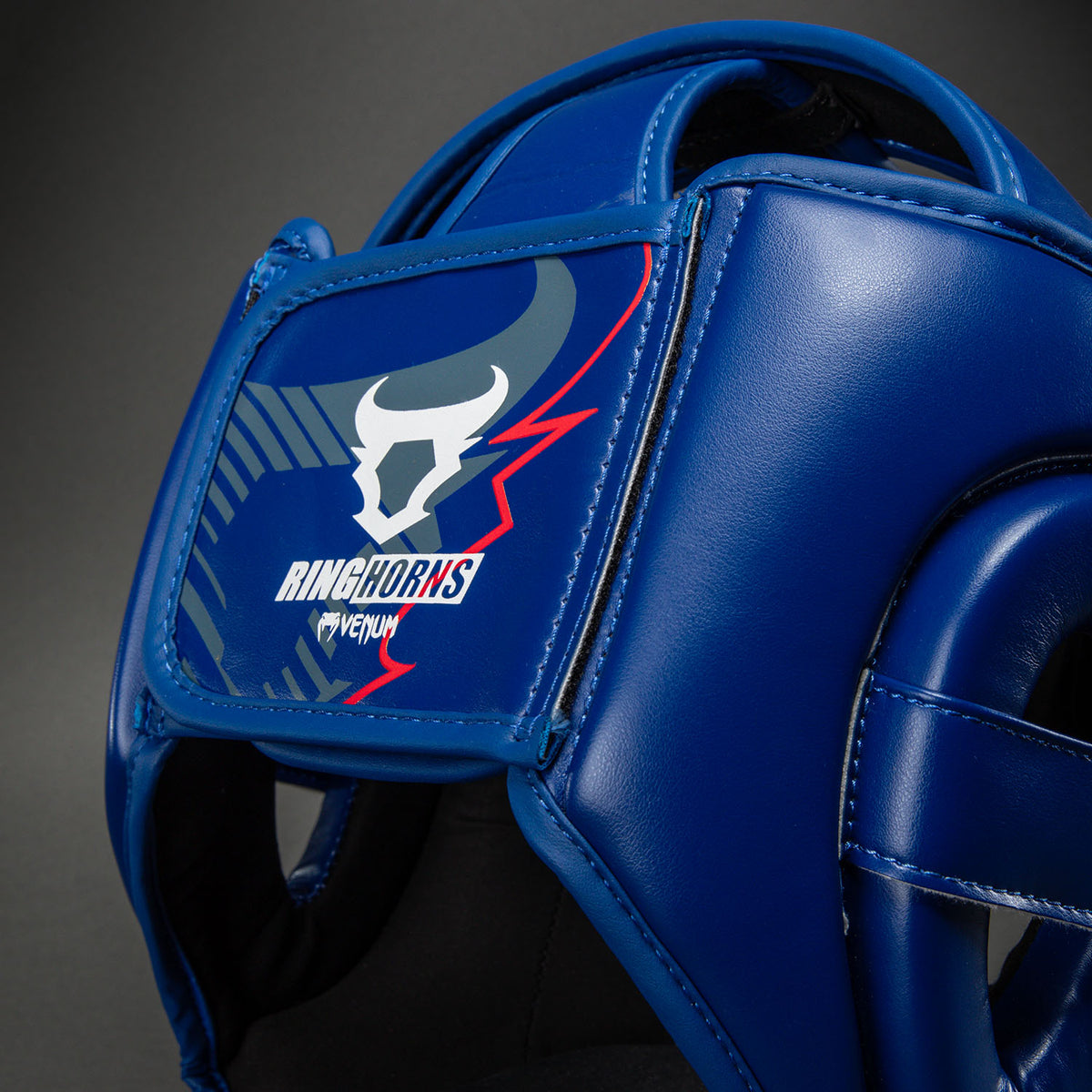 Casque de protection Ringhorns Charger by Venum – Bleu Marine/Rouge - product-type_Casques de boxe