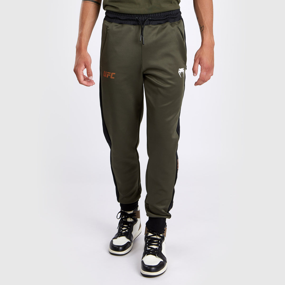 Pantalon de jogging de performance pour Hommes UFC Adrenaline by Venum Fight Week - Kaki/Bronze - product-type_Pantalons de jogging