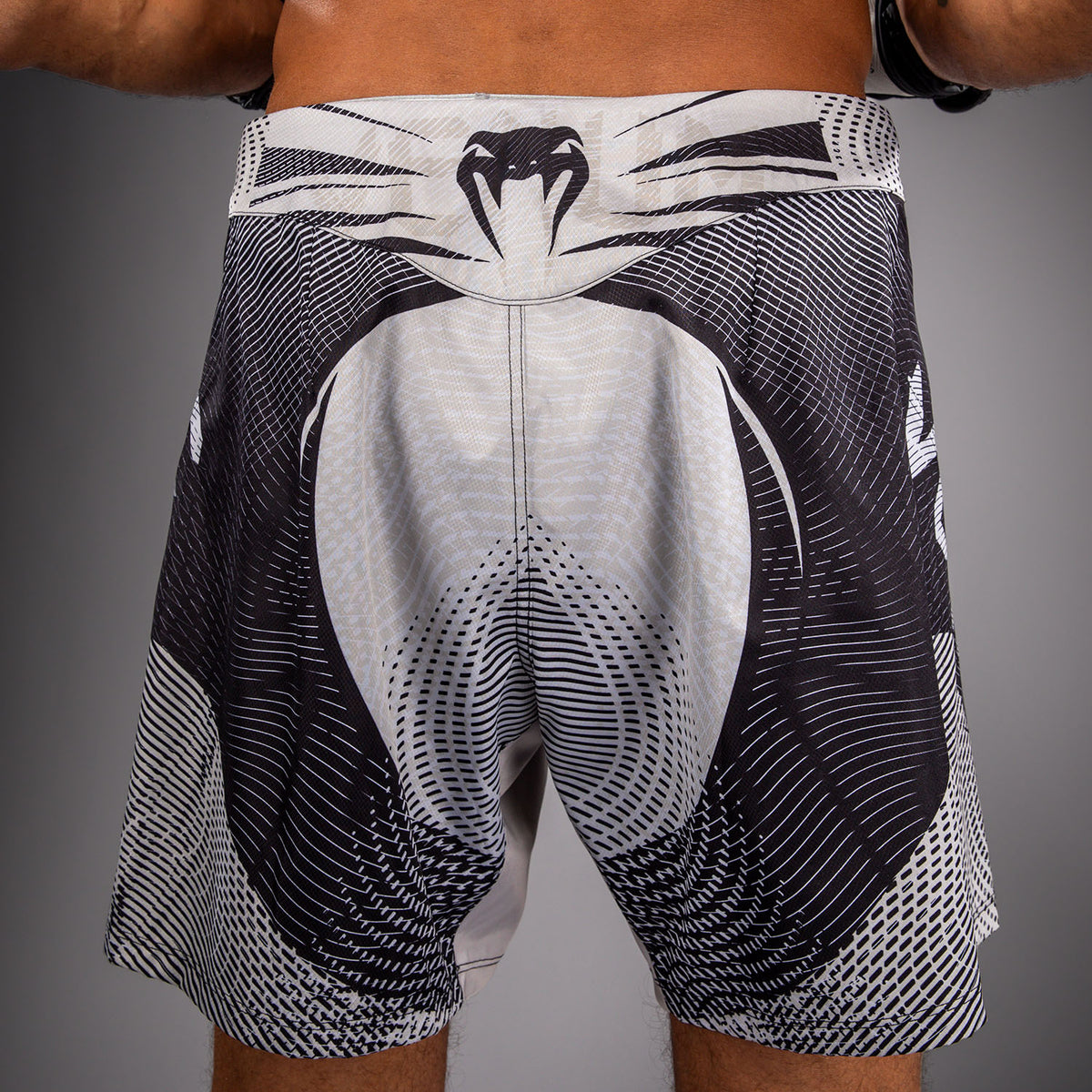 Short de Combat Venum Galactic 3.0 - Blanc Cassé/Noir - product-type_Shorts de MMA
