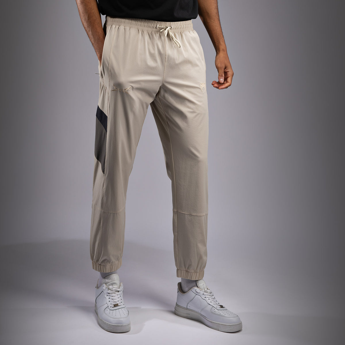 Pantalon de survêtement Venum x DTR Fight Attack 90 - Off-White - product-type_Pantalons de jogging