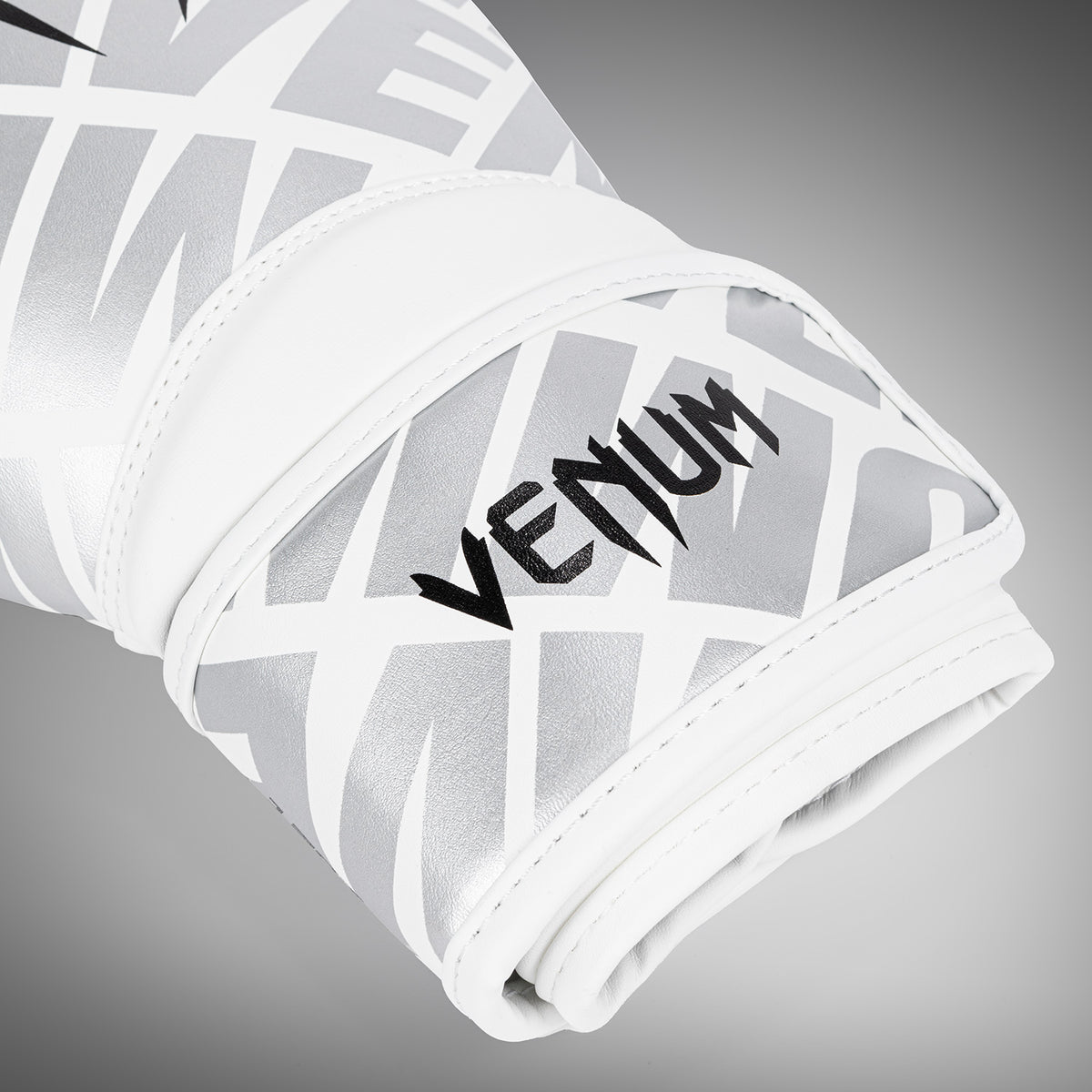 Gants de boxe Venum Contender 1.5 XT pour enfants - Blanc/Argent - product-type_Gants de boxe