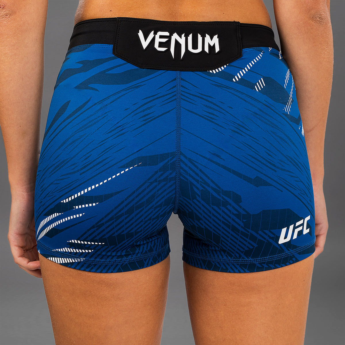 Short de compression pour Femmes UFC Fusion by Venum Authentic Fight Night - Coupe Courte - Bleu - product-type_Shorts de compression
