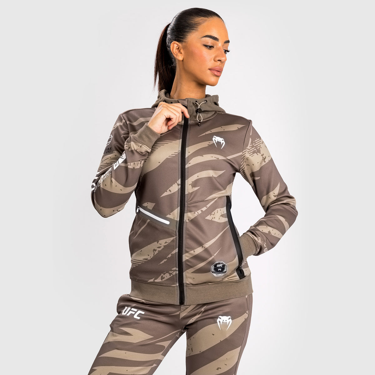 Sweat à capuche zippé Pour Femme Venum UFC Adrenaline by Venum Fight Week - Camouflage Désert - product-type_Vestes