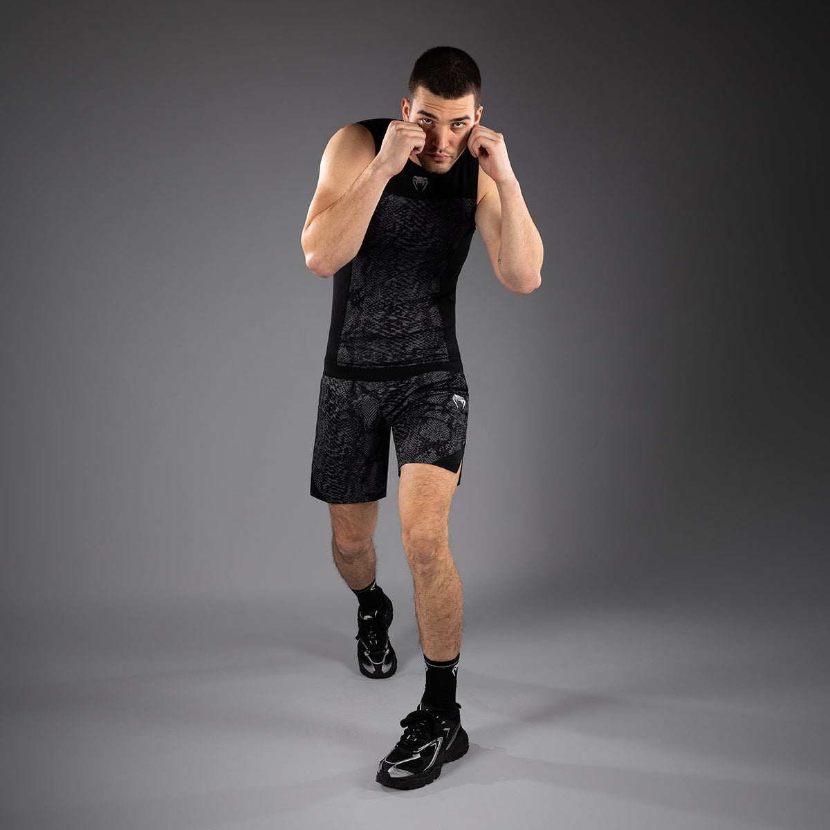 Rashguard Sans Manches Venum G-Fit Scales – Noir/Gris Charbon - product-type_T-Shirts de Compression