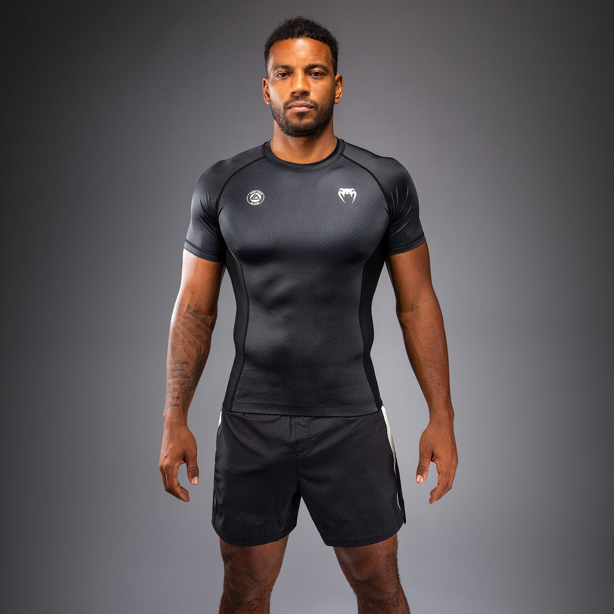 Rashguard à Manches Courtes Venum x Roger Gracie Academy - Noir - product-type_T-Shirts de Compression