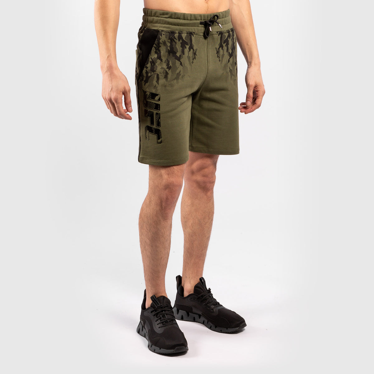 Short de Sport en Coton Homme UFC Venum Authentic Fight Week - Kaki - product-type_Shorts en Coton