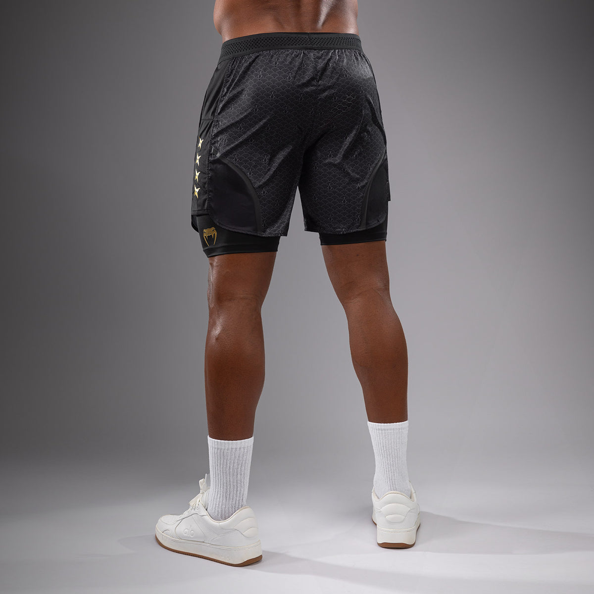 Short d'entraînement Venum x Assassin's Creed Shadows - Noir/Or - product-type_Shorts de training