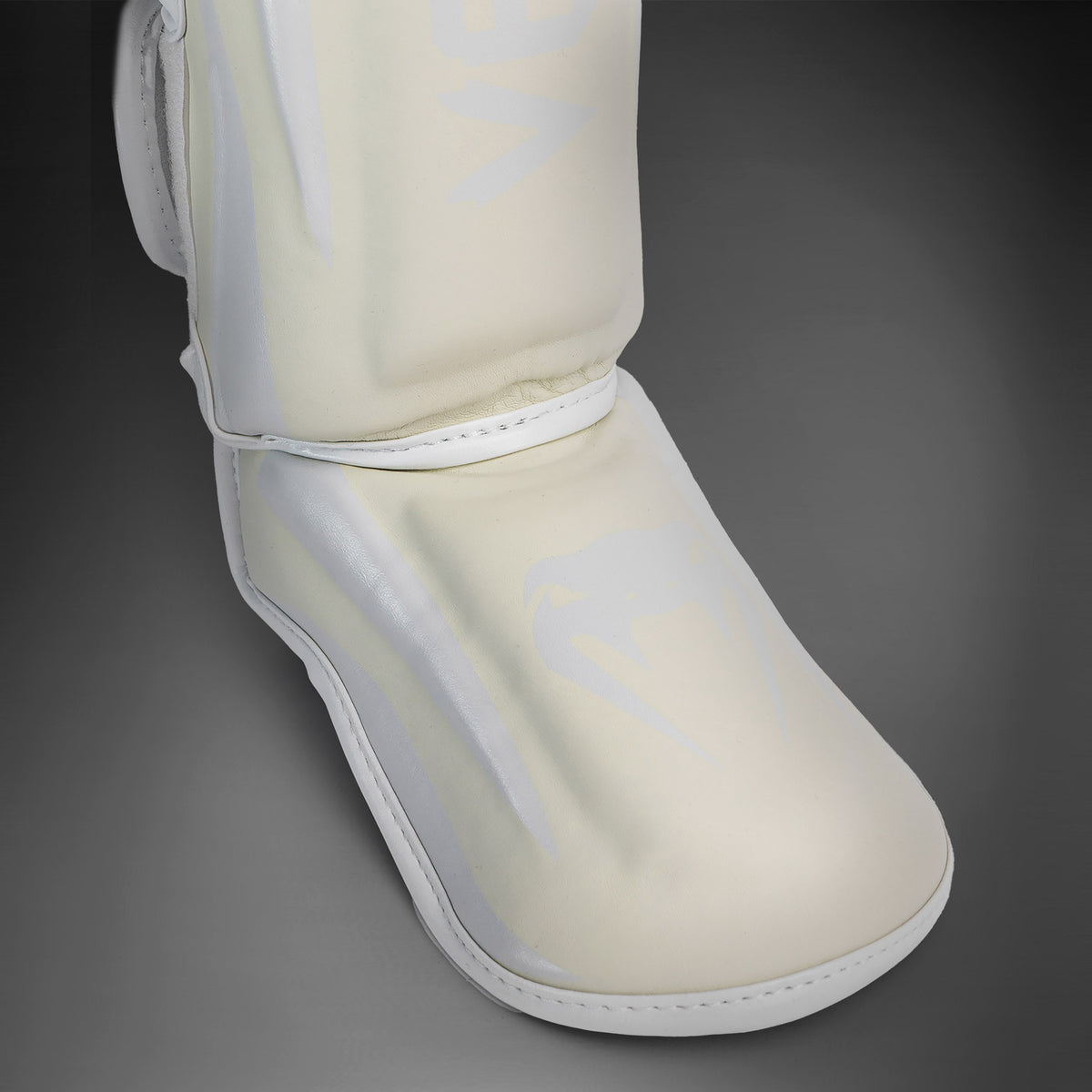 Protège-tibias Venum Elite - Blanc - product-type_Protège-tibias