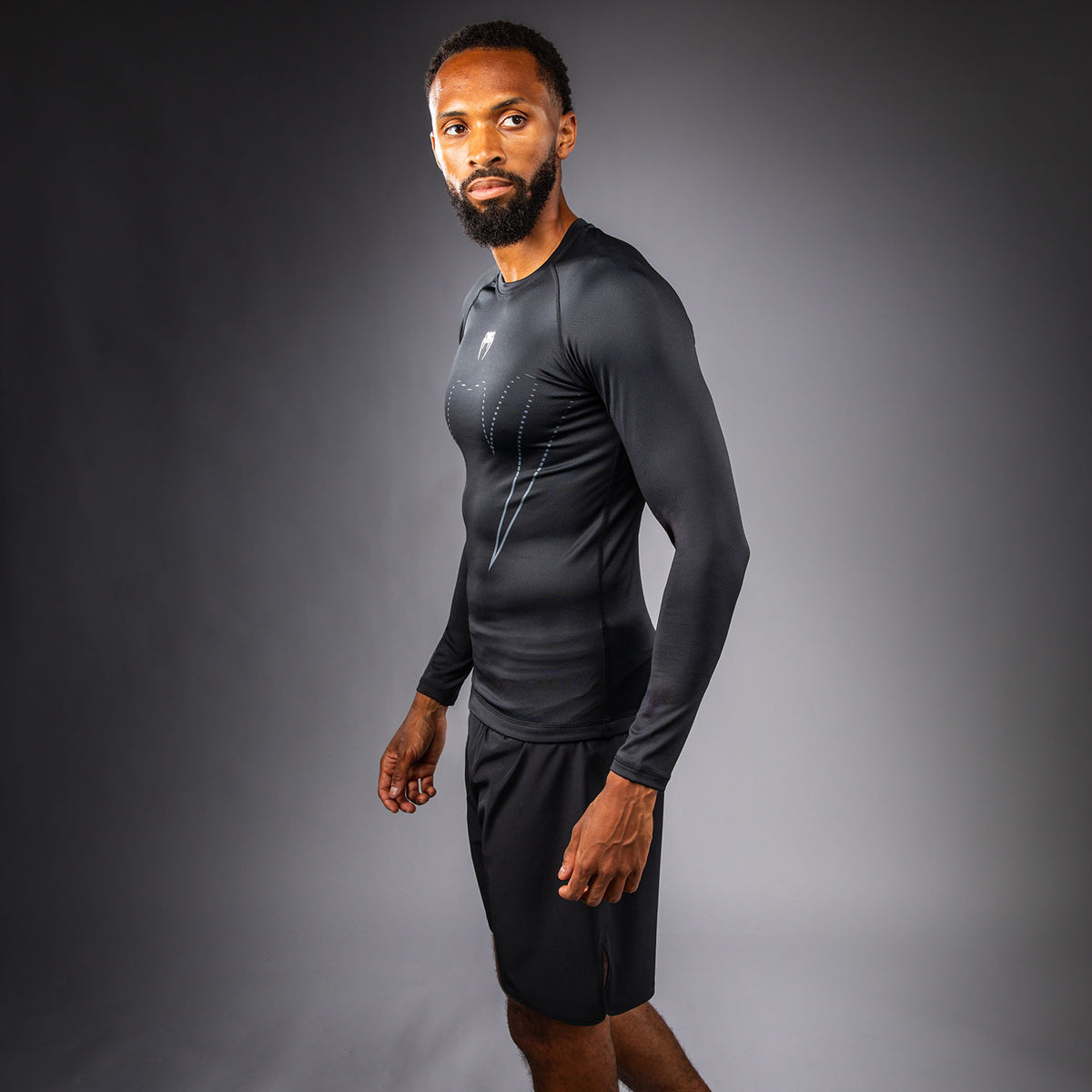 Rashguard à Manches Longues Venum Edge – Noir/Sable - product-type_T-Shirts de Compression