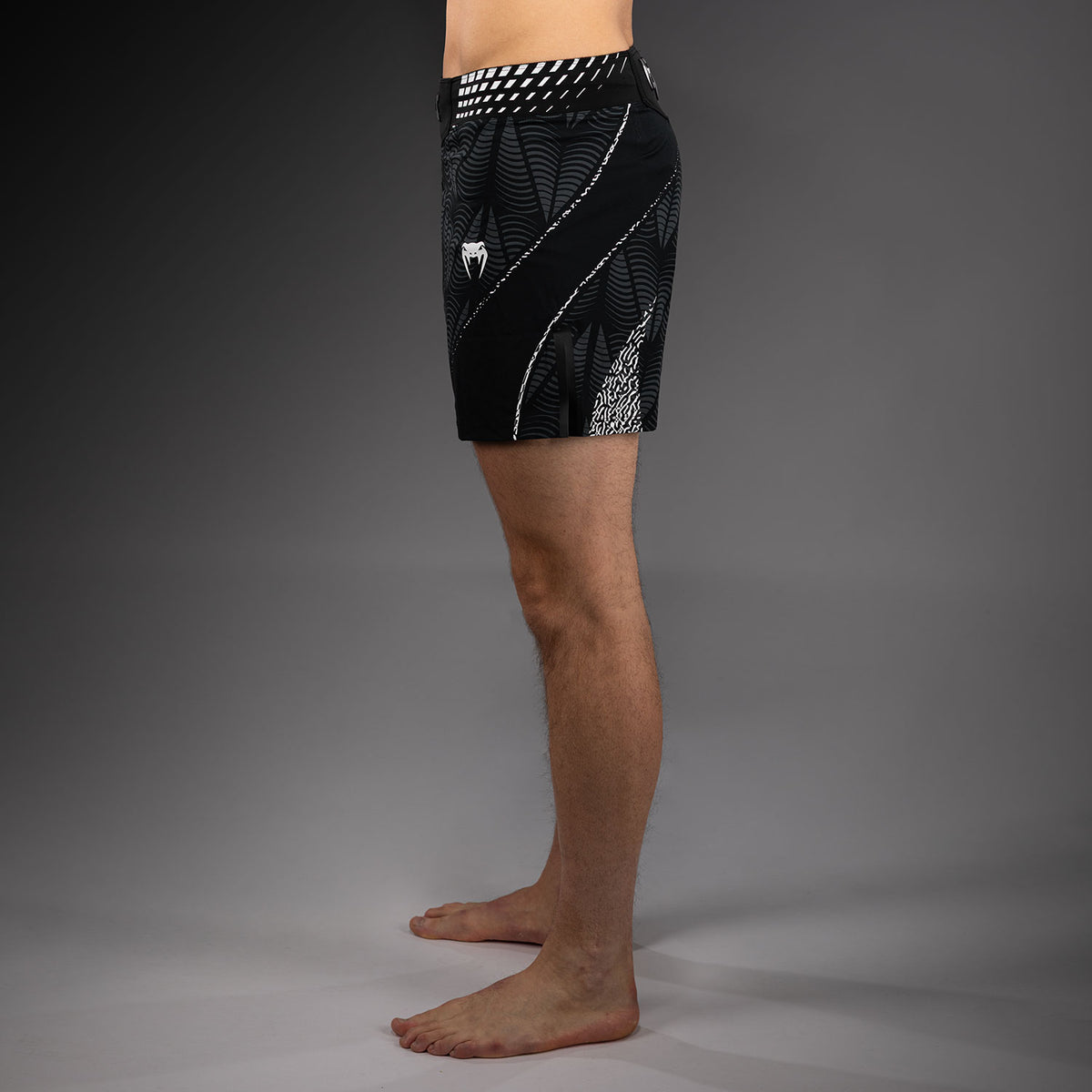 Short de combat coupe courte Homme Personnalisé UFC Zenith by Venum Authentic Fight Night - Noir - product-type_Shorts de MMA