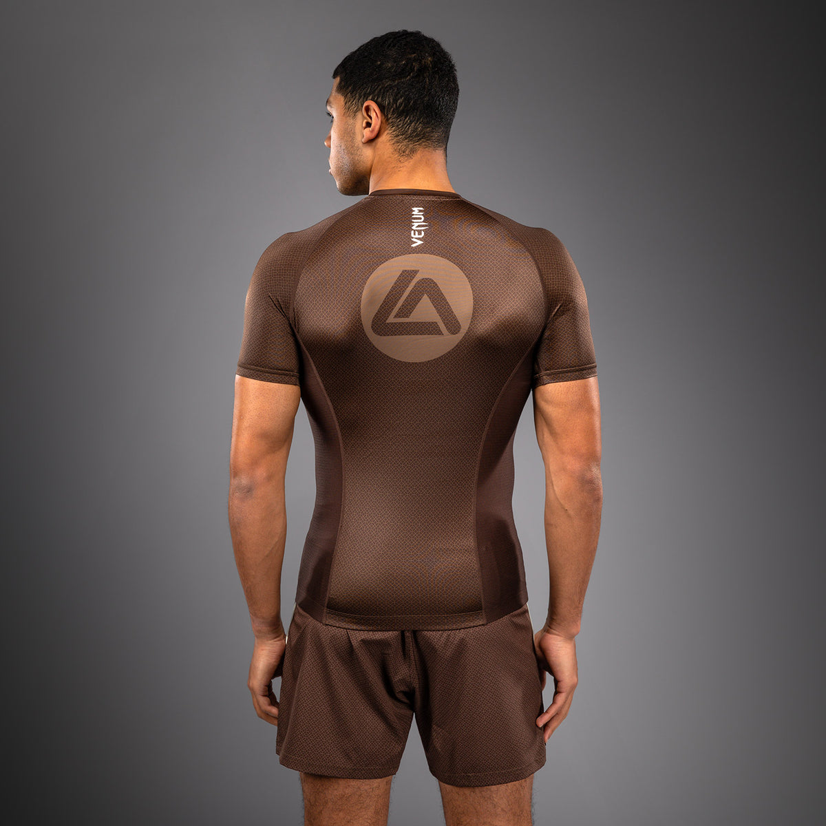 Rashguard à Manches Courtes Venum x Roger Gracie Academy - Marron Foncé - product-type_T-Shirts de Compression