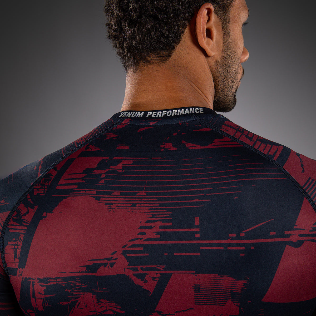 Rashguard manches longues Performance Homme UFC Zenith by Venum Authentic Fight Week - Bleu marine/Bordeaux/Argent - product-type_T-Shirts de Compression