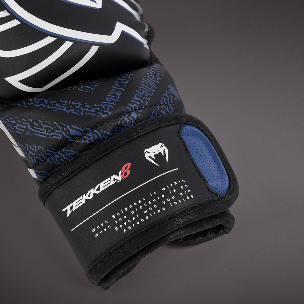 Gants de sparring Venum x TEKKEN 8 - Jin Kazama - Bleu/Noir/Blanc - product-type_Gants de Sparring