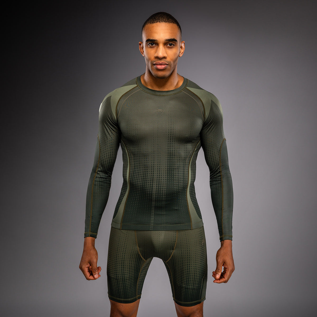 Rashguard à Manches Longues Venum Stealth – Kaki/Vert Foncé - product-type_T-Shirts de Compression