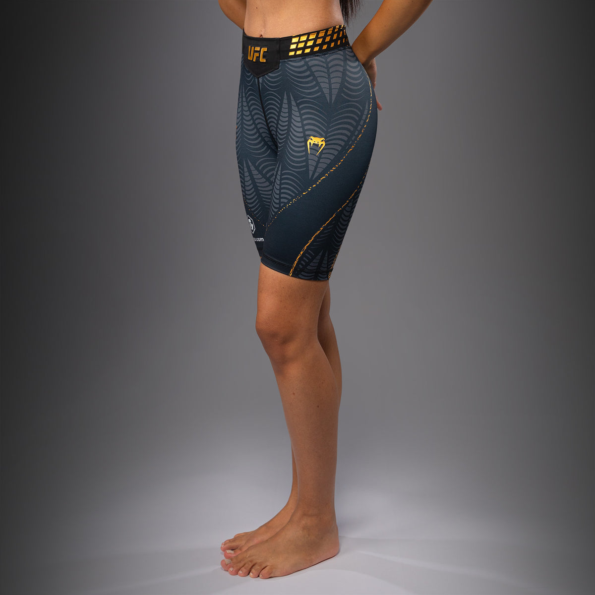 Short de compression coupe longue Femme UFC Zenith by Venum Authentic Fight Night - Champion - product-type_Shorts de compression
