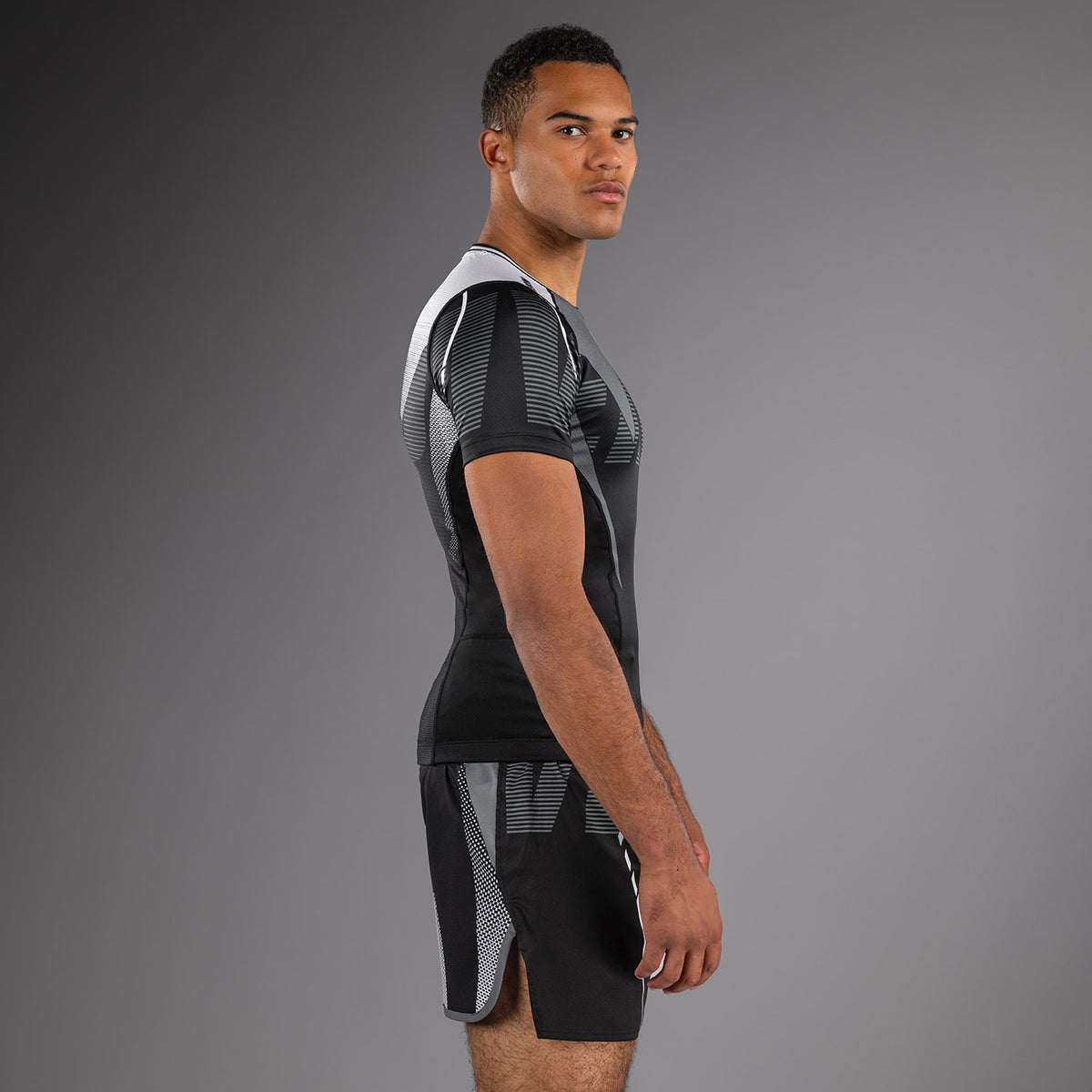 Rashguard Manches Courtes Venum Adrenaline – Noir/Gris Argenté - product-type_T-Shirts de Compression