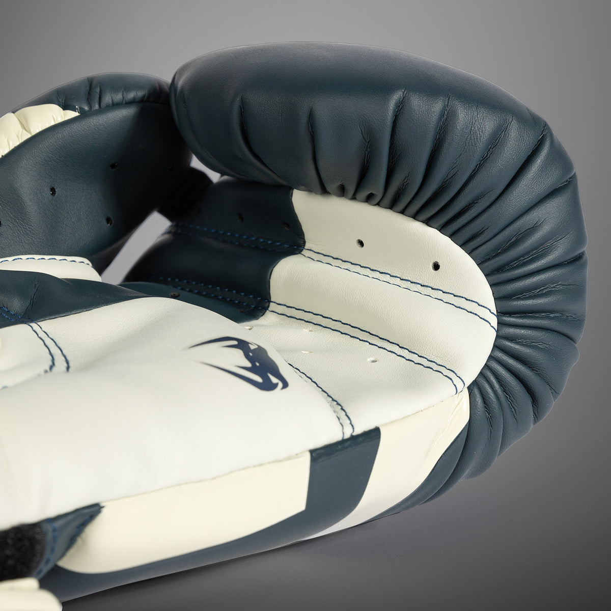 Gants de boxe Venum Elite - Blanc/Bleu Marine - product-type_Gants de boxe