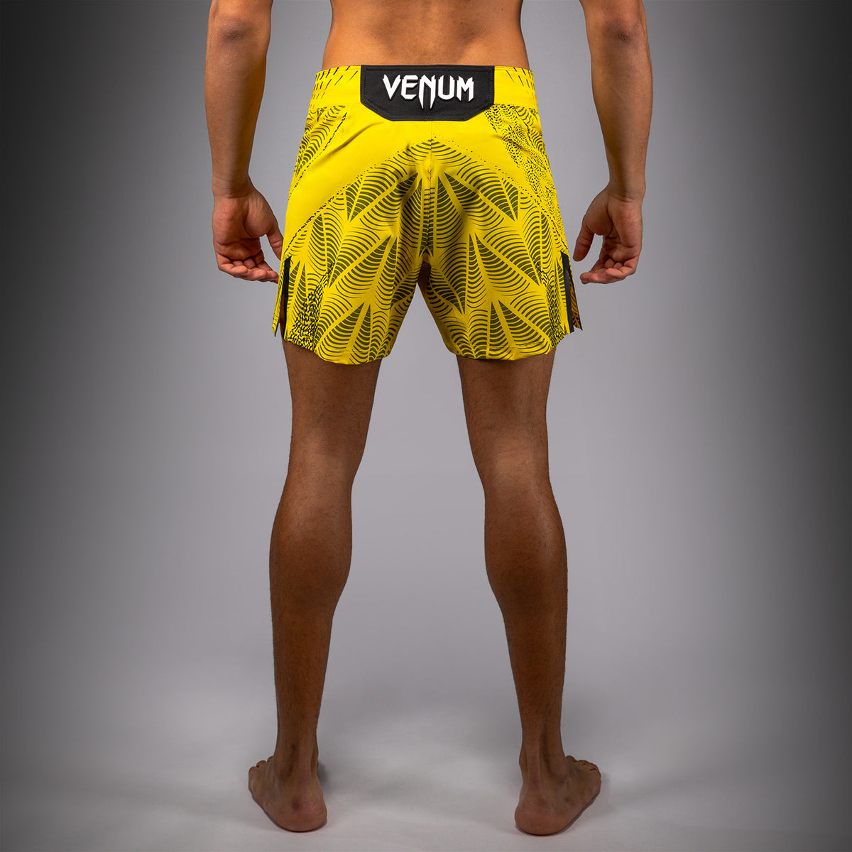Short de combat coupe courte Homme UFC Zenith by Venum Authentic Fight Night - Jaune - product-type_Shorts de MMA