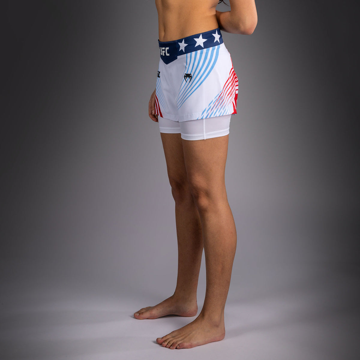 Official UFC Freedom 250 by Venum Authentic Fight Night Short de combat pour femme - Blanc - product-type_Shorts de MMA