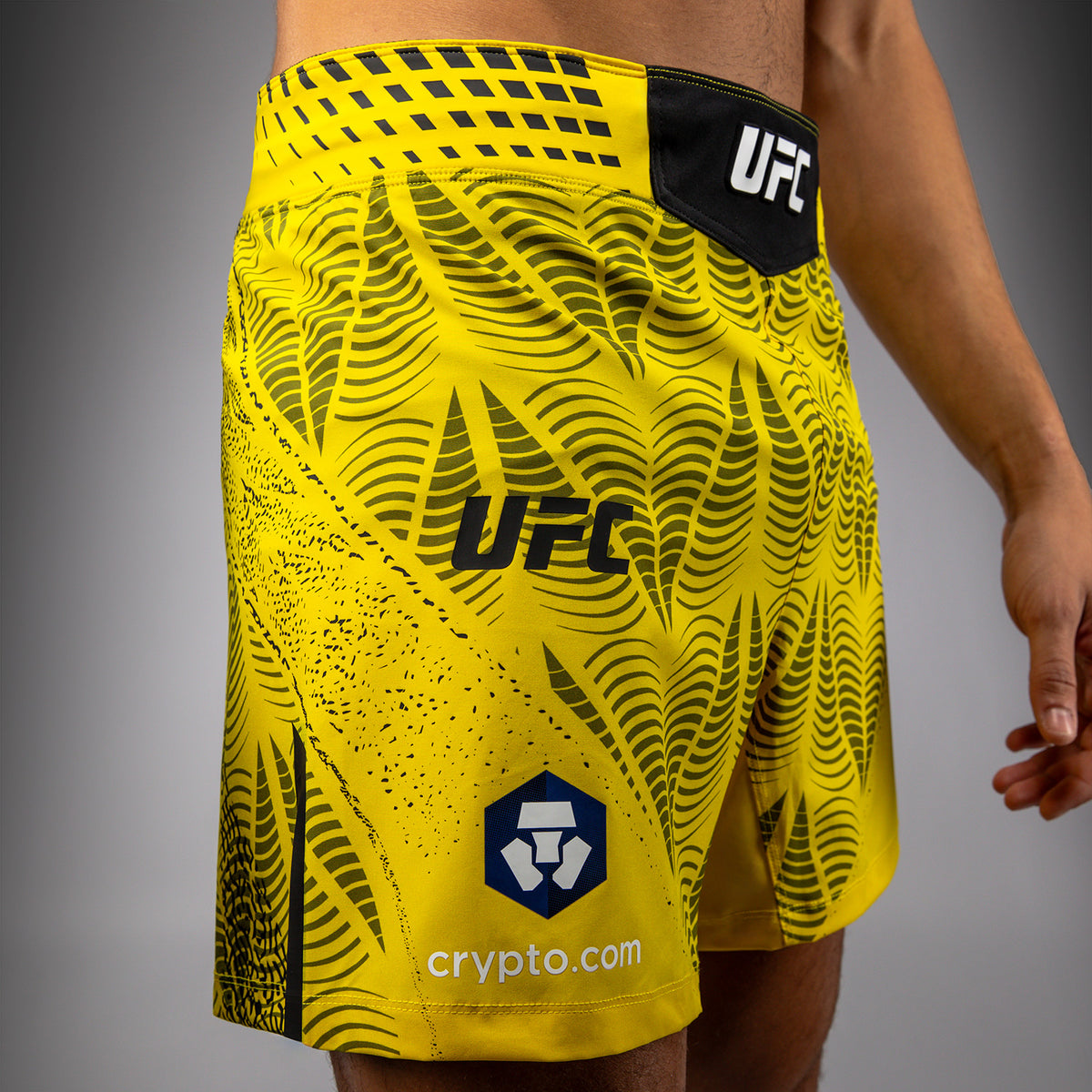 Short de combat coupe courte Homme Personnalisé UFC Zenith by Venum Authentic Fight Night - Jaune - product-type_Shorts de MMA